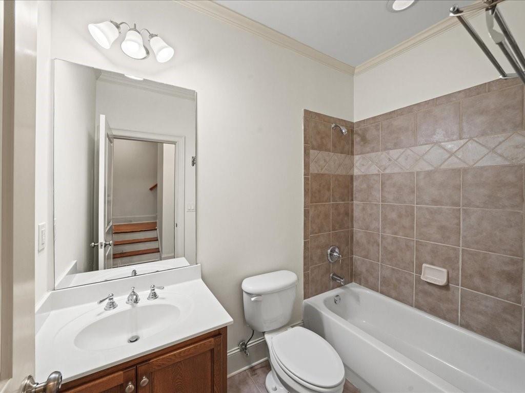 3043 Stone Gate Drive NE