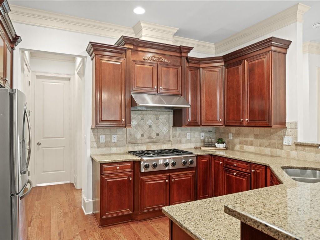 3043 Stone Gate Drive NE