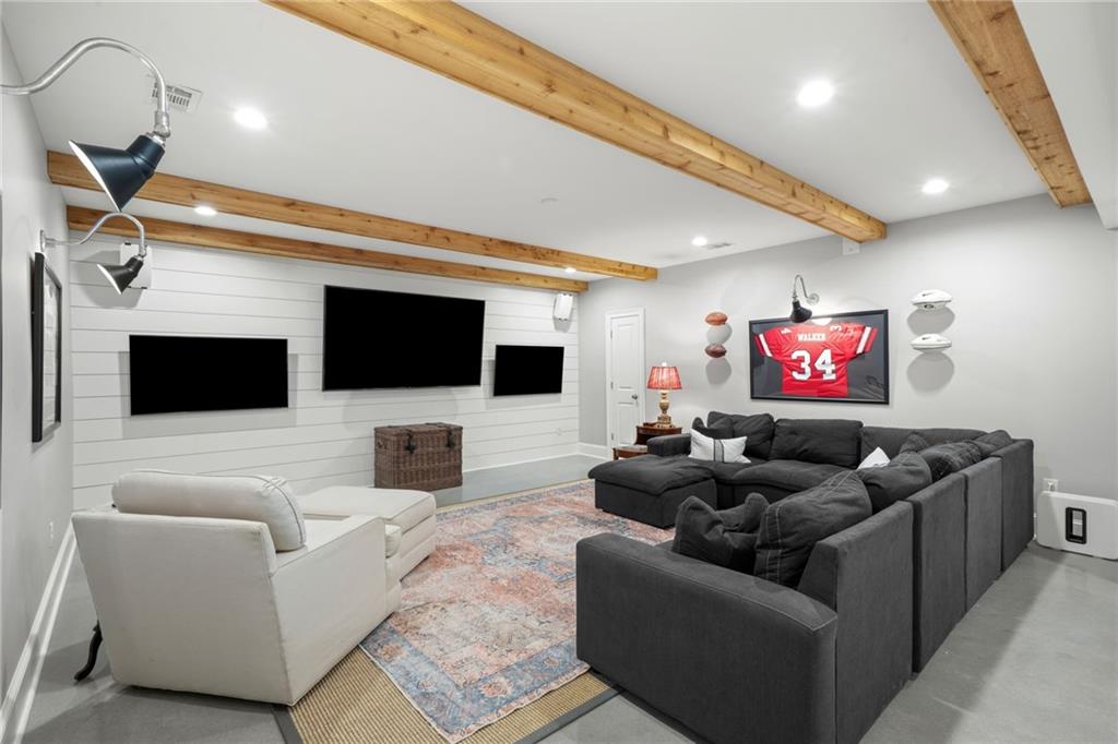 5213 Creek Walk Circle