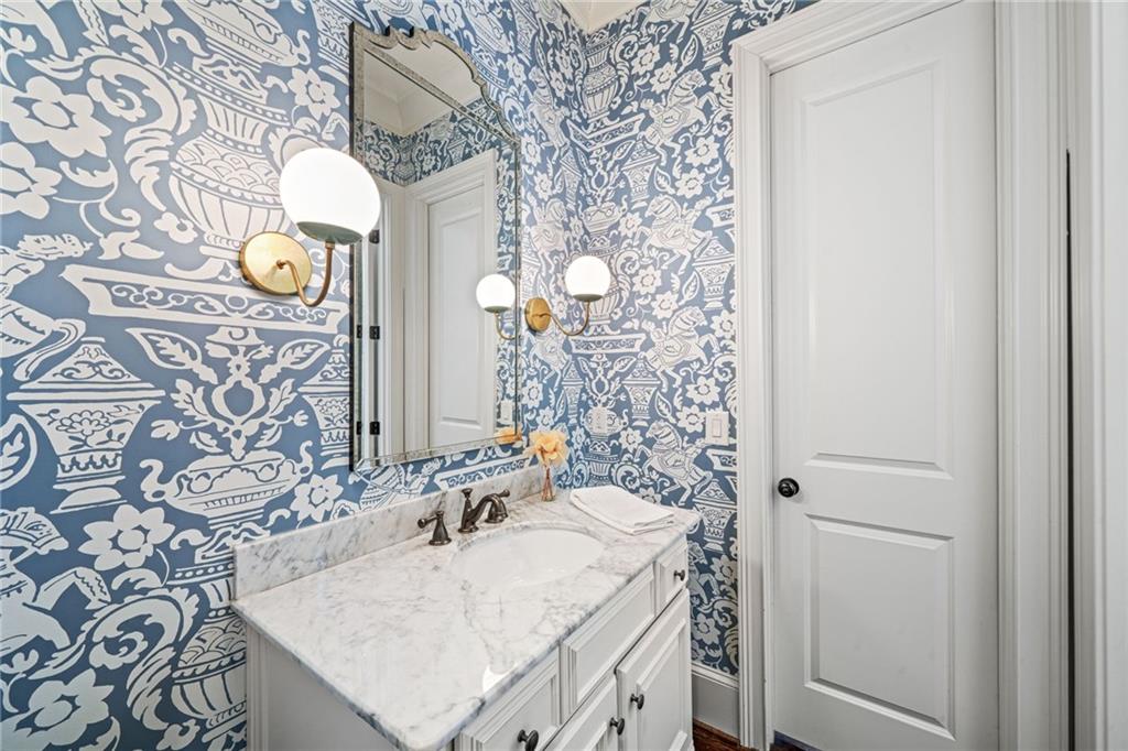 5213 Creek Walk Circle