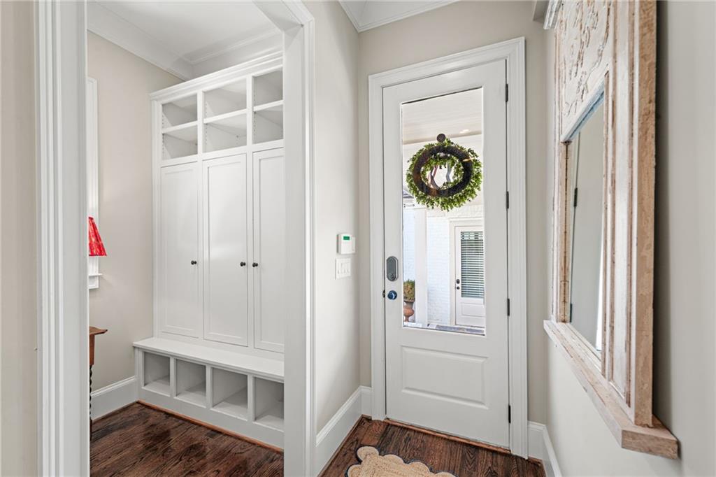 5213 Creek Walk Circle