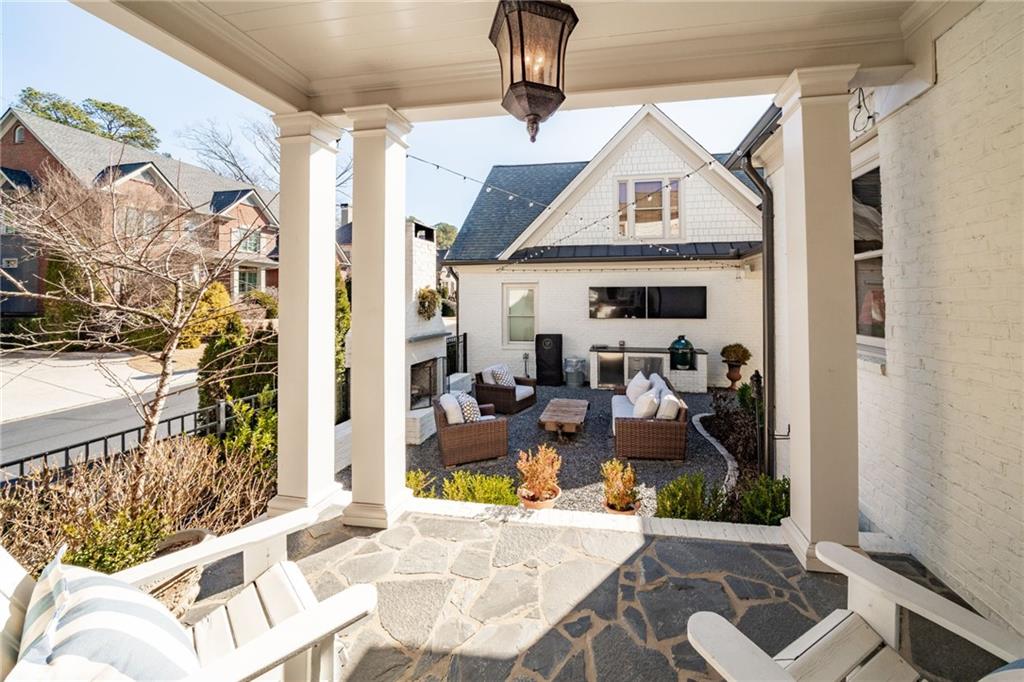 5213 Creek Walk Circle