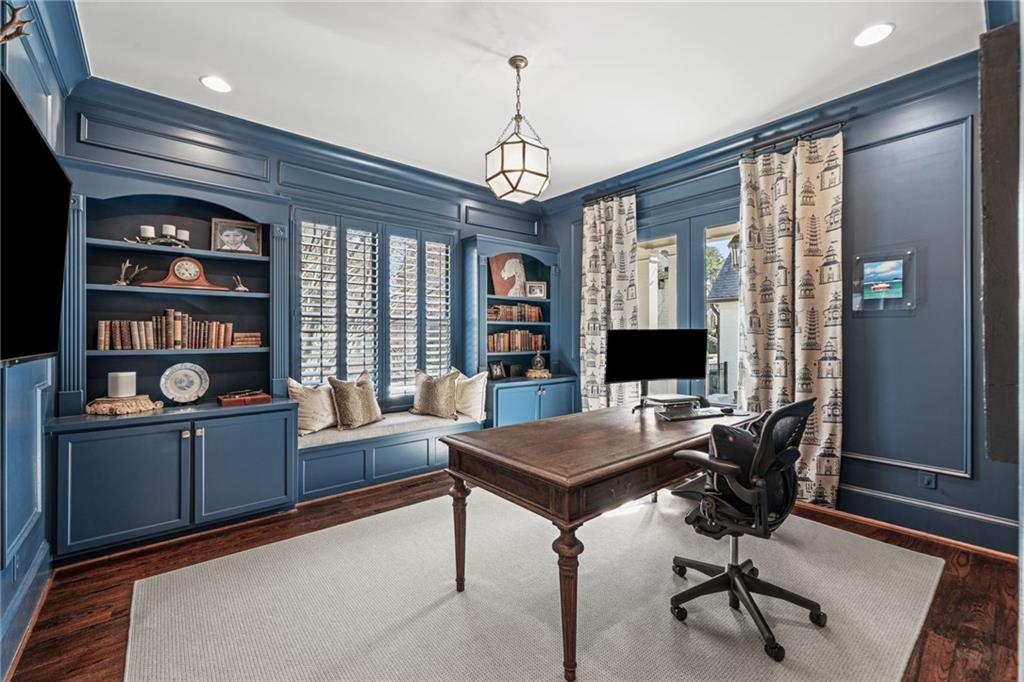 5213 Creek Walk Circle