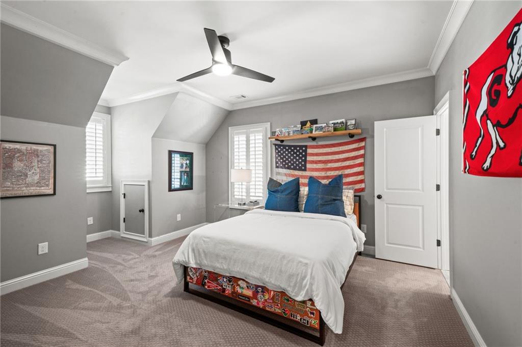 5213 Creek Walk Circle