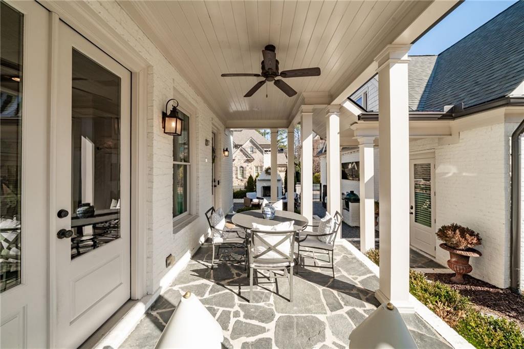 5213 Creek Walk Circle