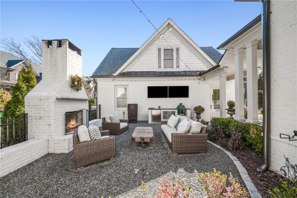 5213 Creek Walk Circle