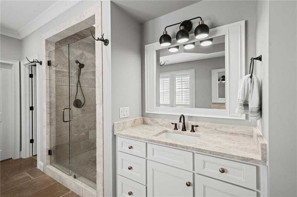 5213 Creek Walk Circle