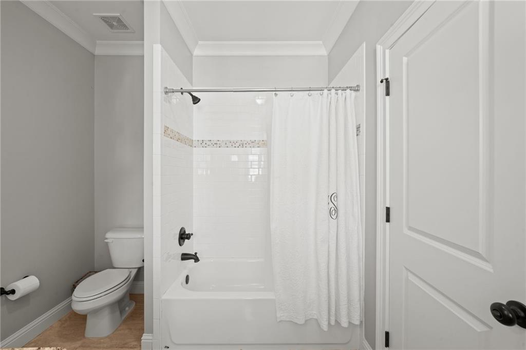 5213 Creek Walk Circle