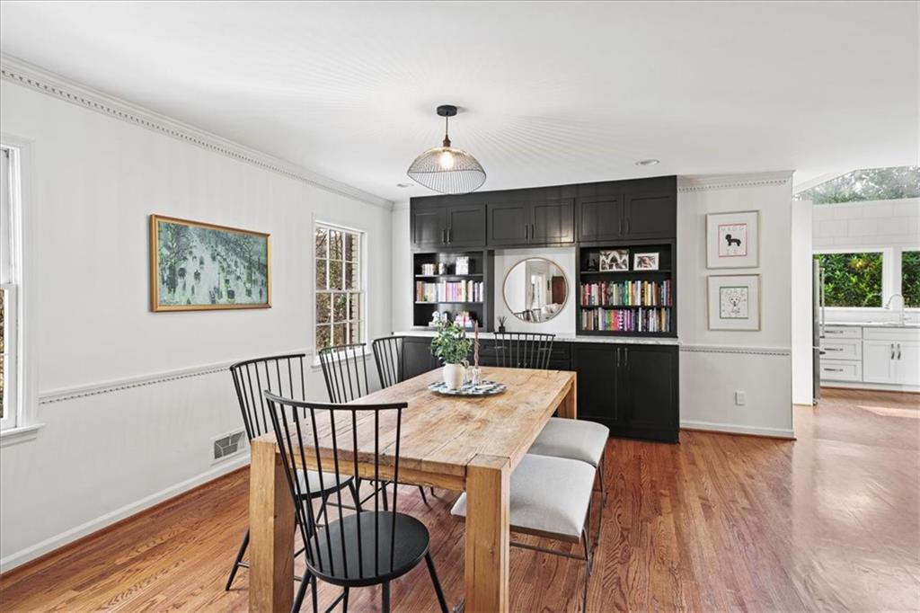 6125 Weatherly Drive