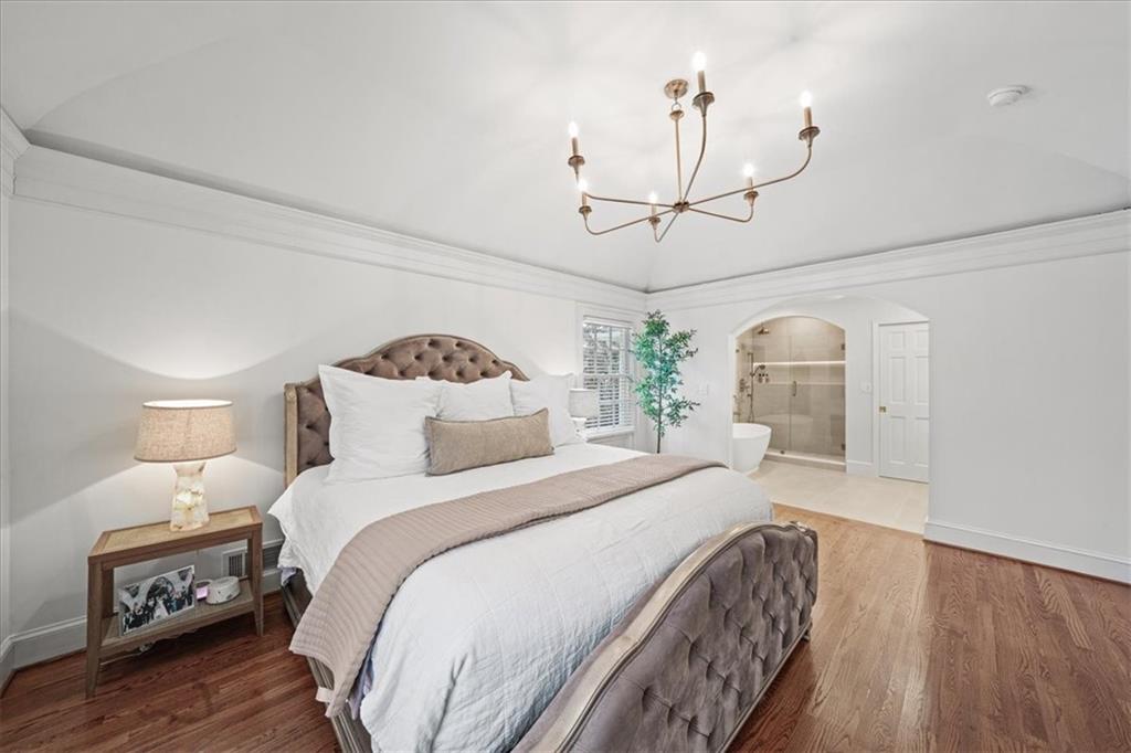 6125 Weatherly Drive