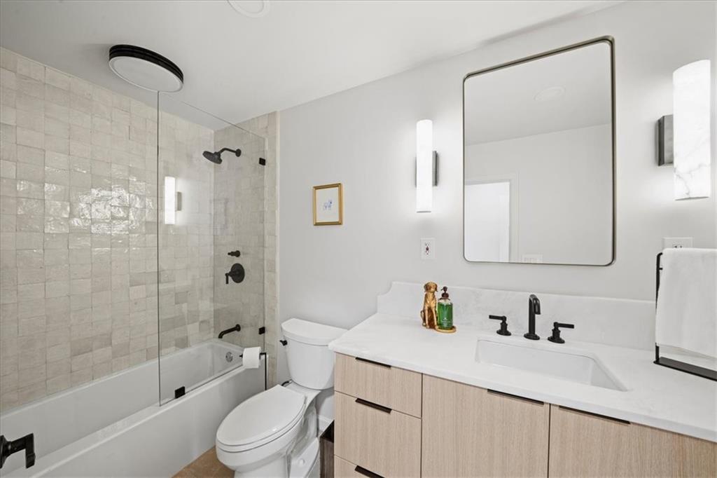 6125 Weatherly Drive