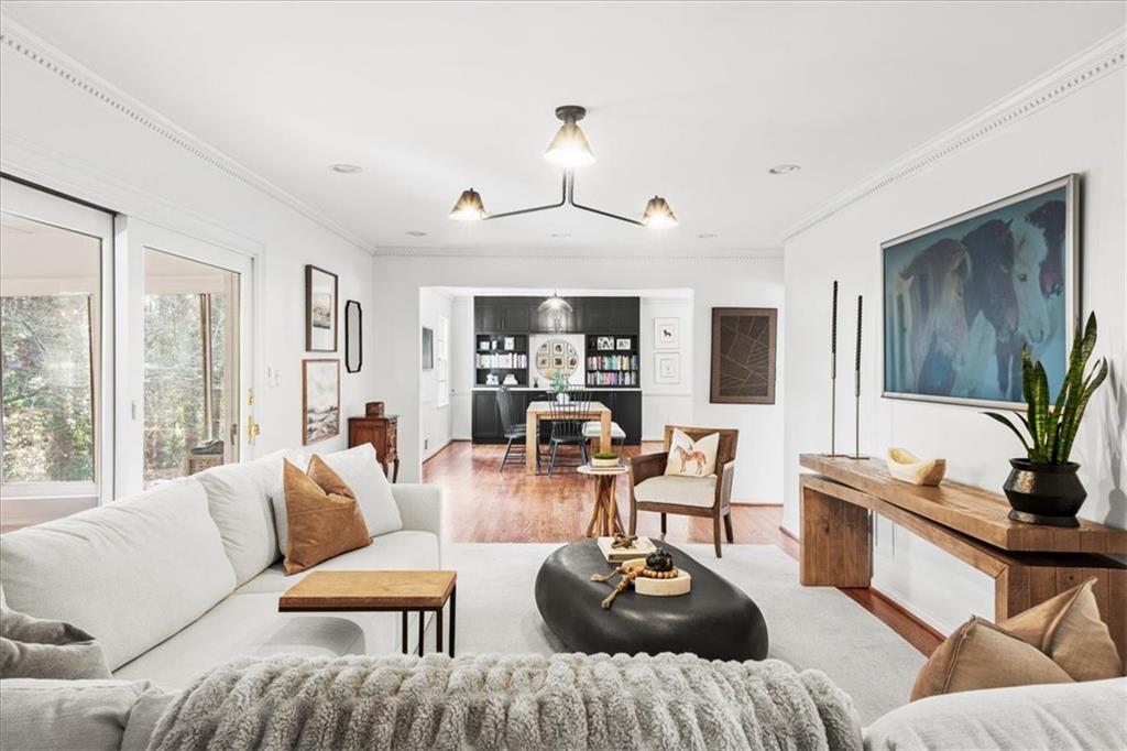 6125 Weatherly Drive