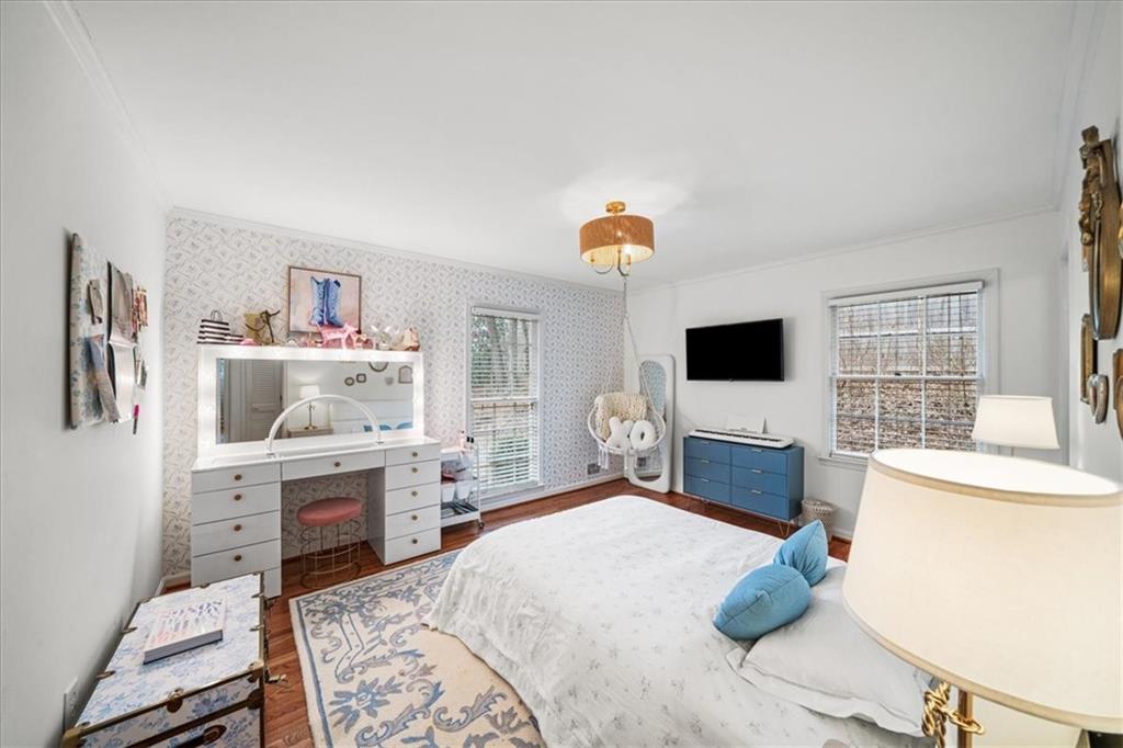 6125 Weatherly Drive