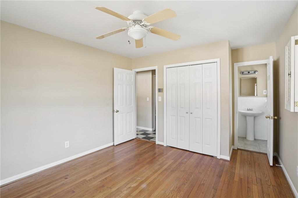 2456 Elmwood Circle SE