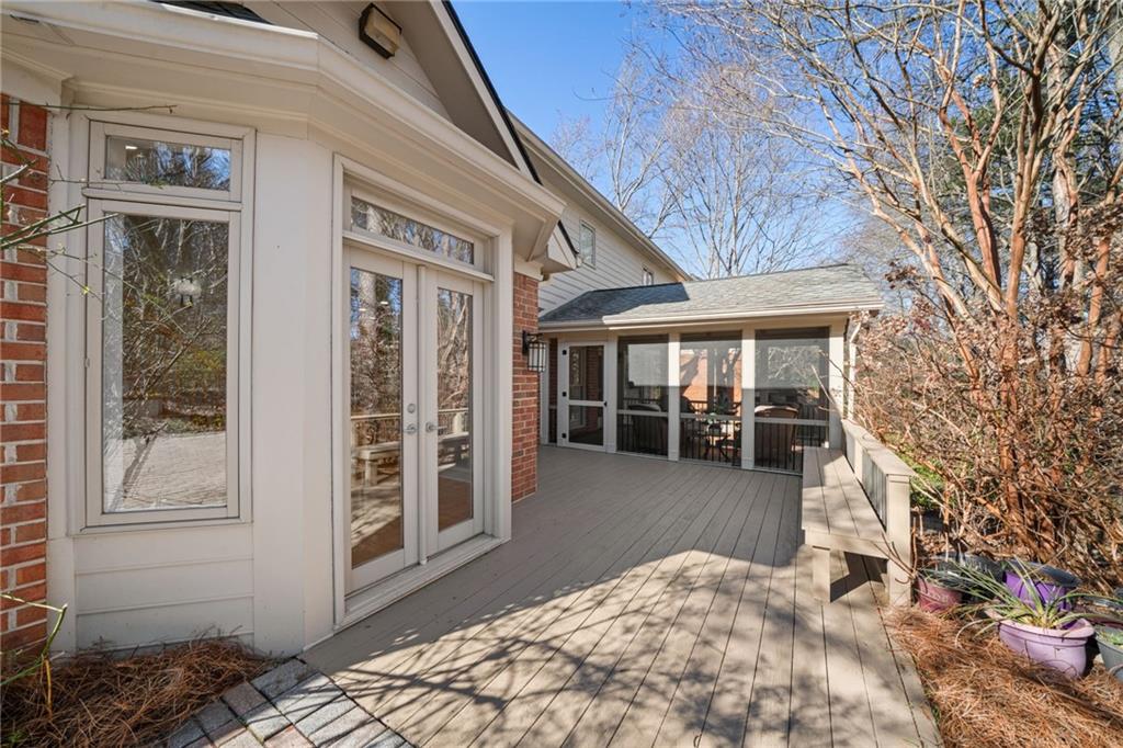 3877 Downing Lane NE