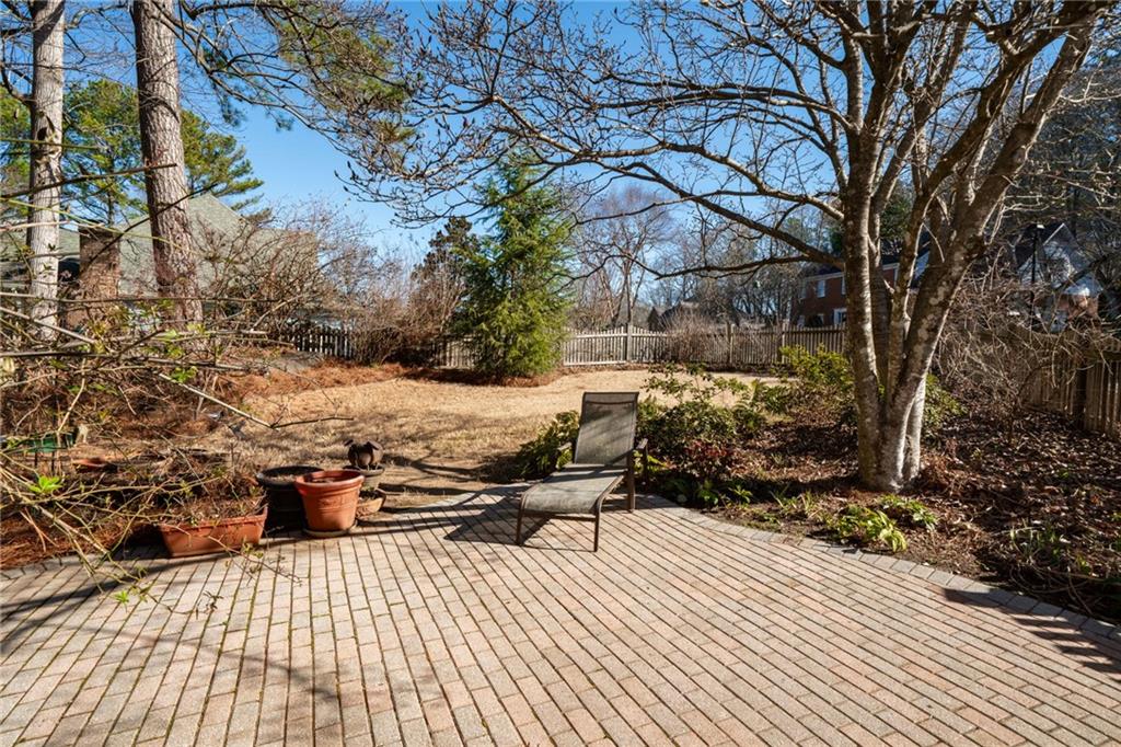 3877 Downing Lane NE