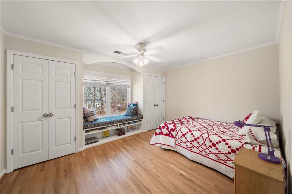 3877 Downing Lane NE