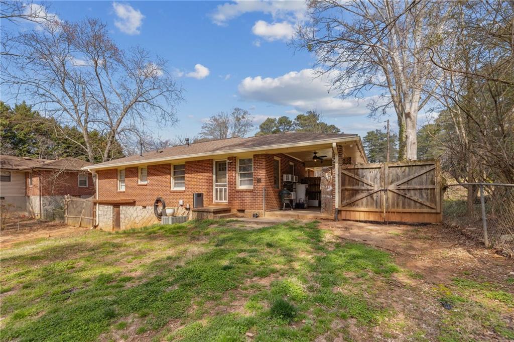 2049 Shady Lane