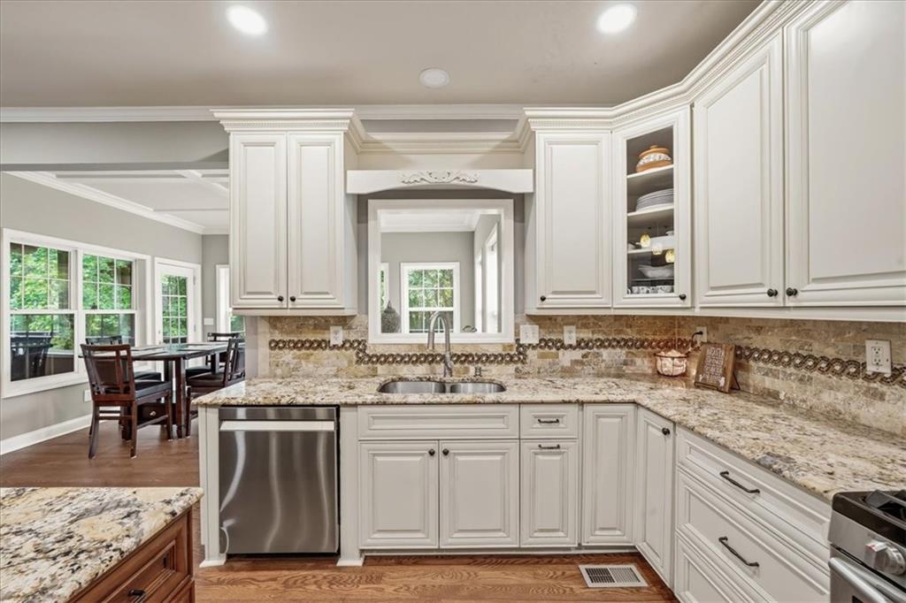 4030 Suwanee Bend Drive