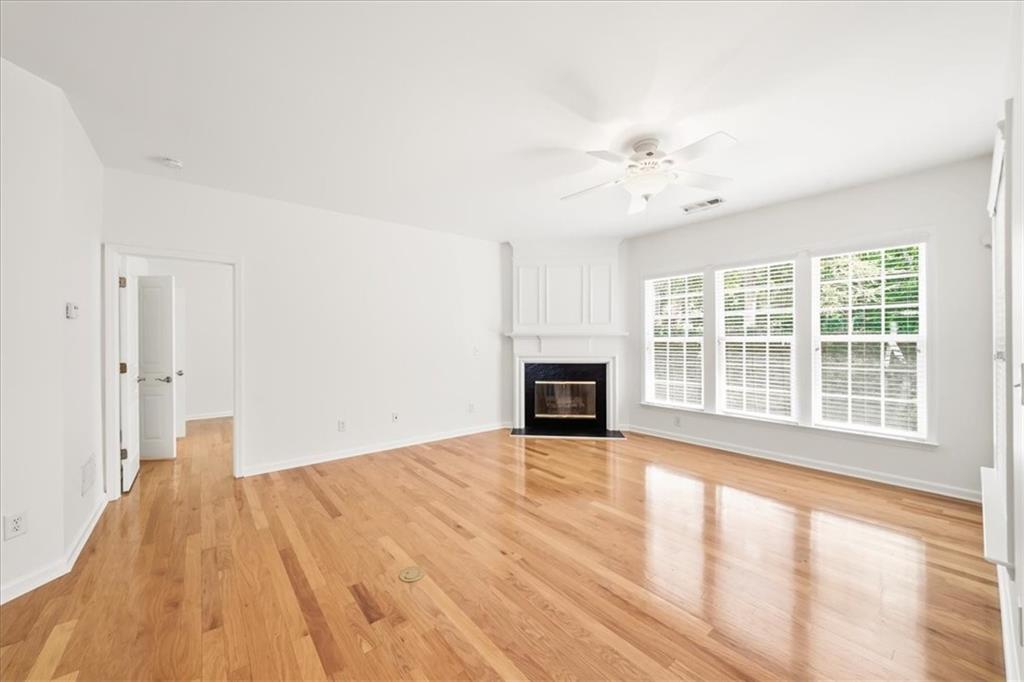 136 Churchcliff Drive