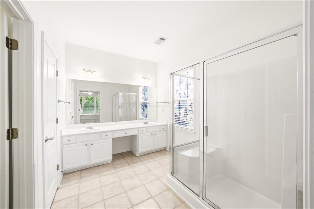 136 Churchcliff Drive