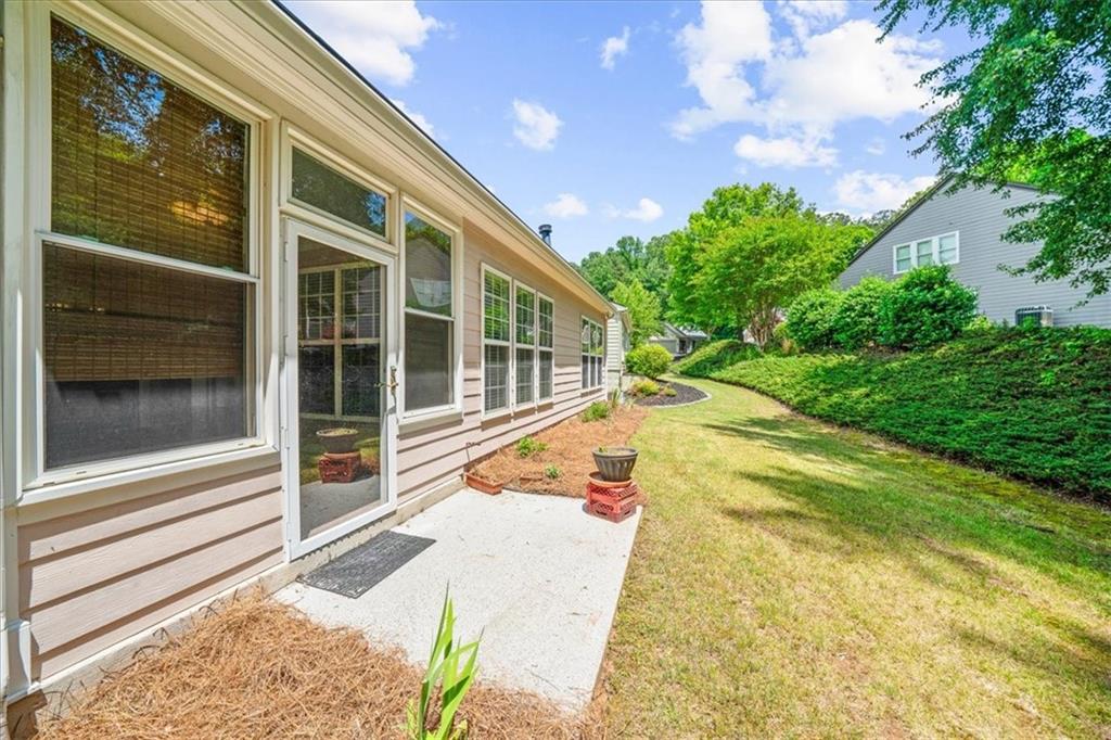 136 Churchcliff Drive