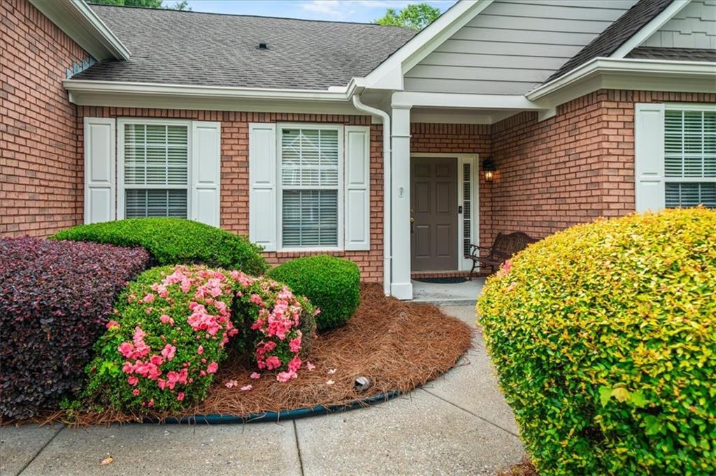 311 Meadowcrest Circle