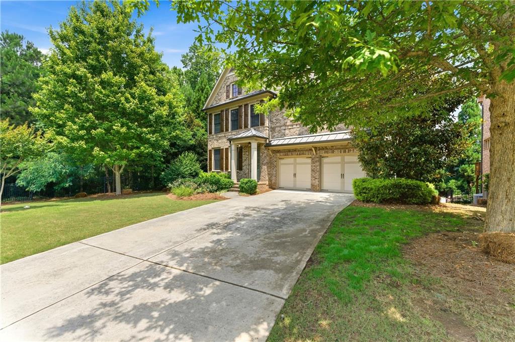 3573 Brookleigh Lane NE