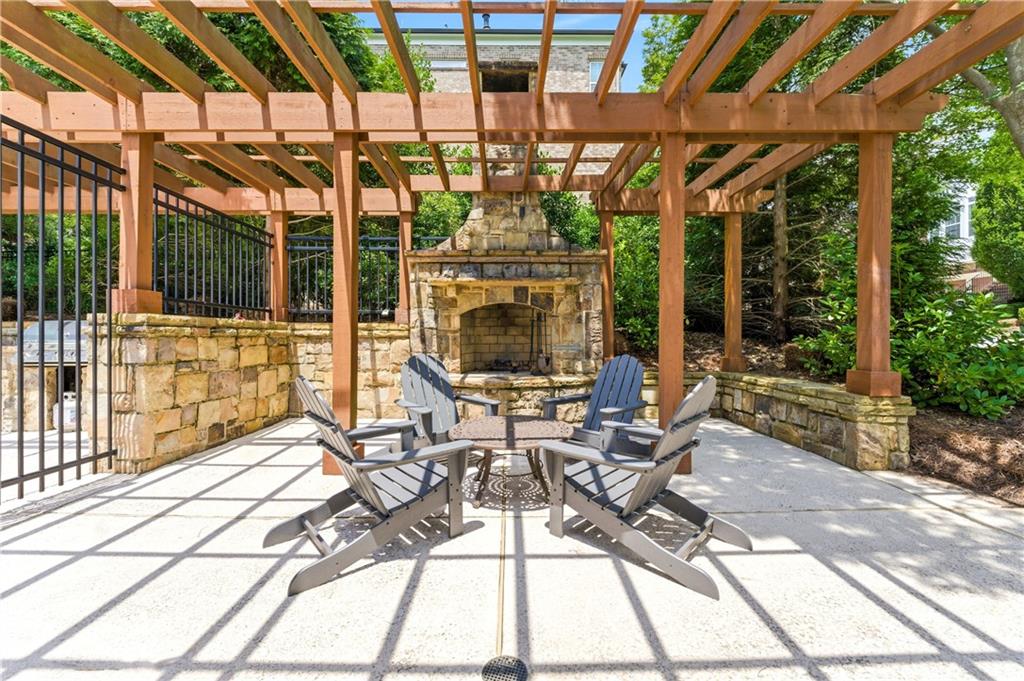 3573 Brookleigh Lane NE