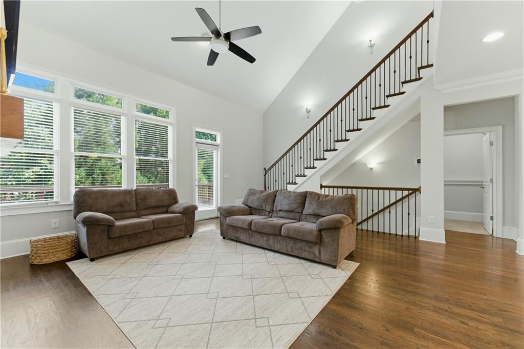 3573 Brookleigh Lane NE