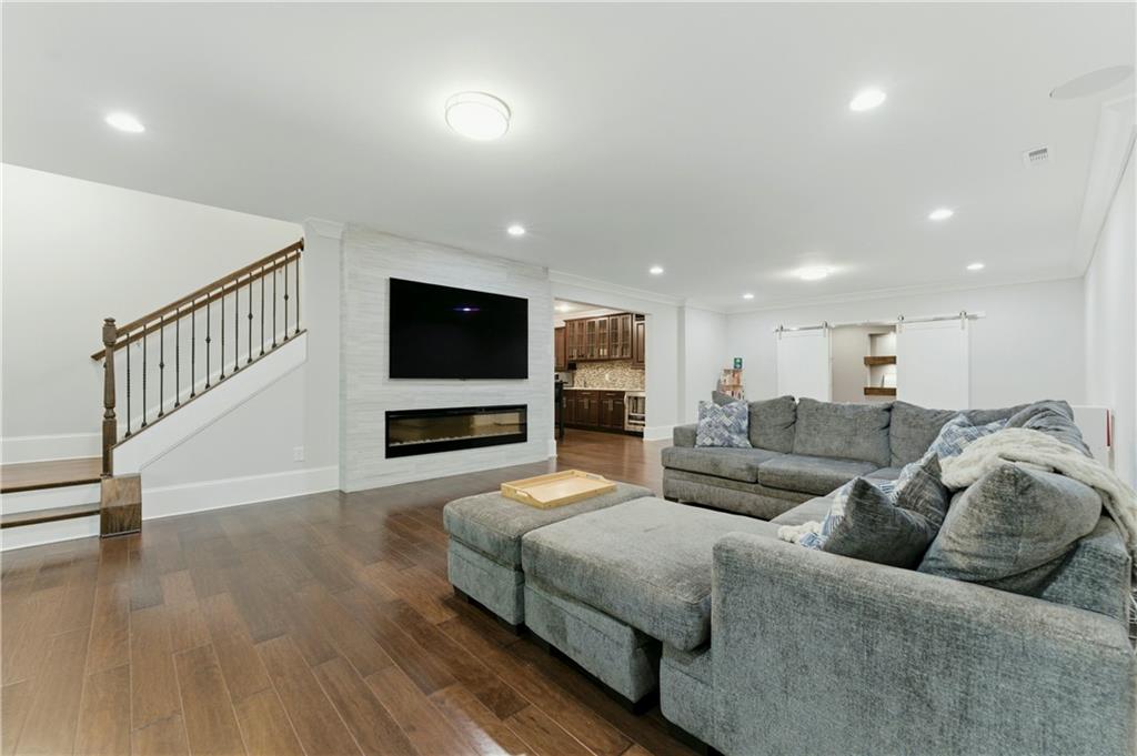 3573 Brookleigh Lane NE