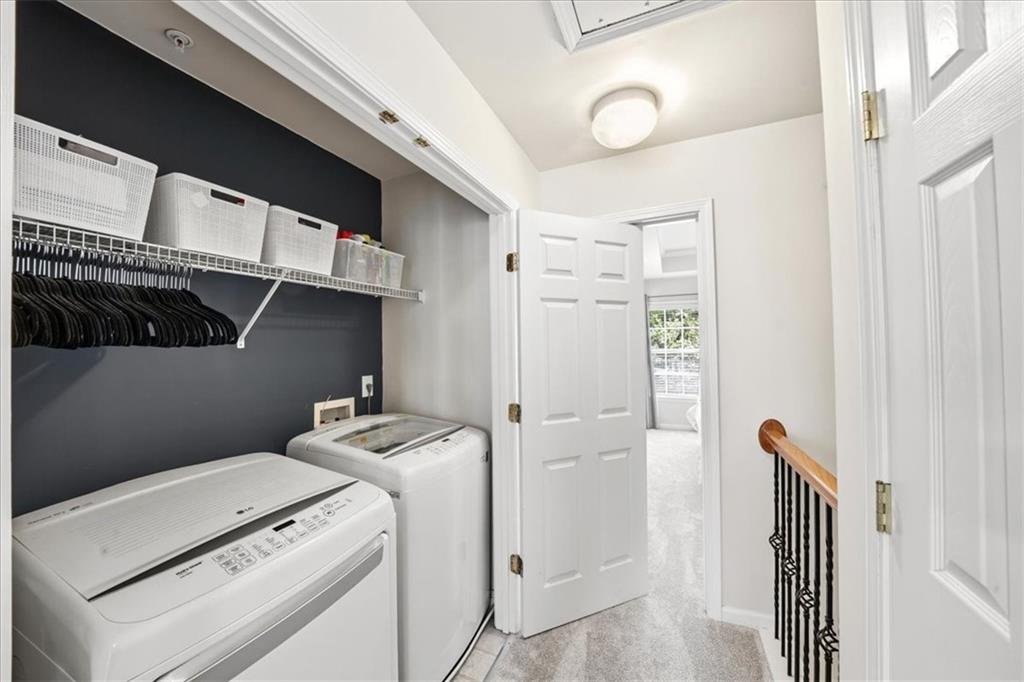 1764 Highlands View SE