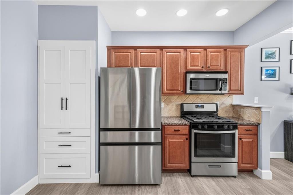 4977 Berkeley Oak Drive