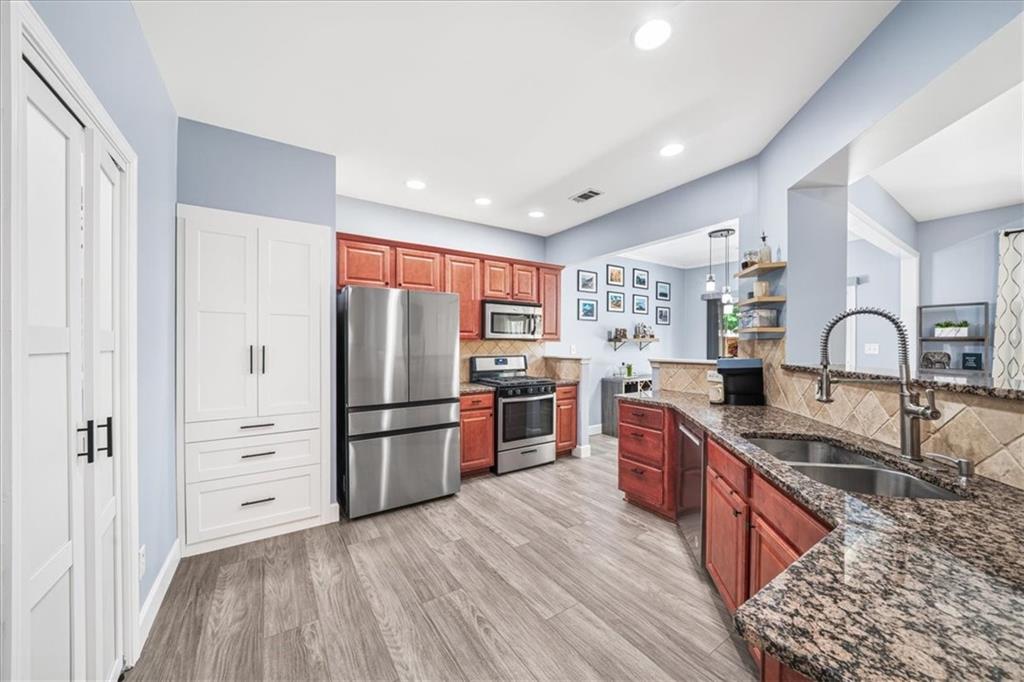 4977 Berkeley Oak Drive