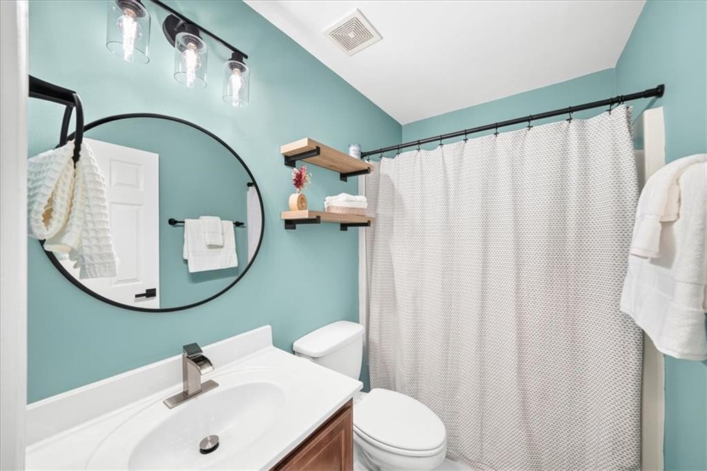4977 Berkeley Oak Drive