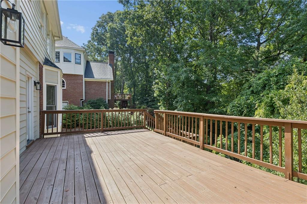 763 Byrnwyck Road NE