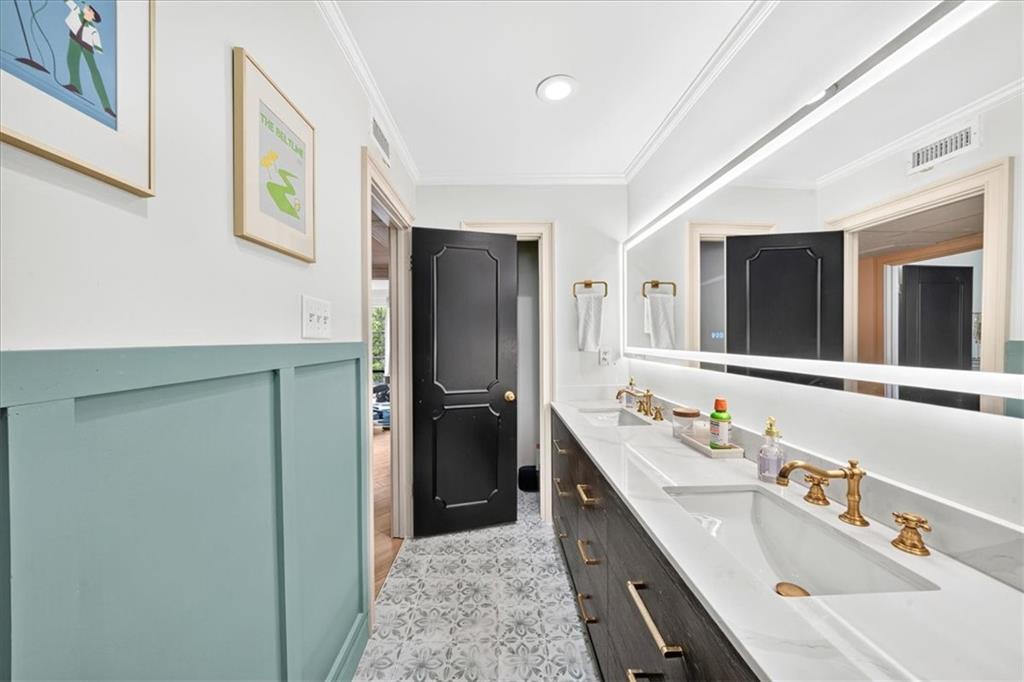 5400 Roswell Road Unit O5