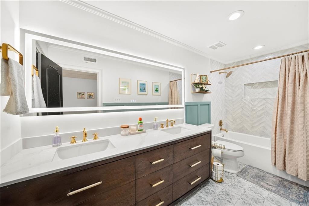 5400 Roswell Road Unit O5