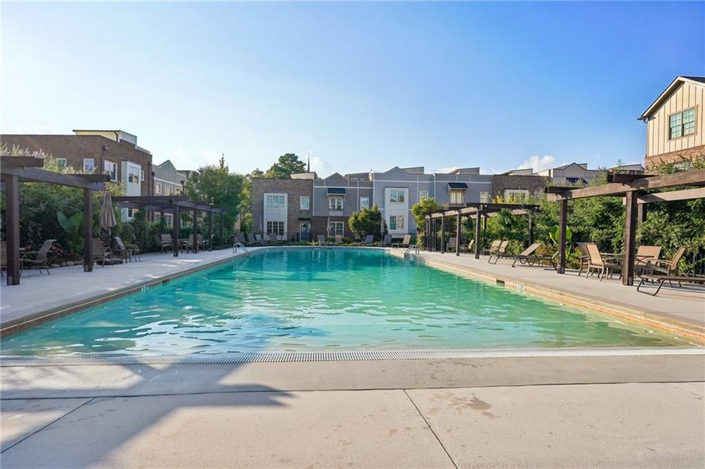 6075 Webster Circle