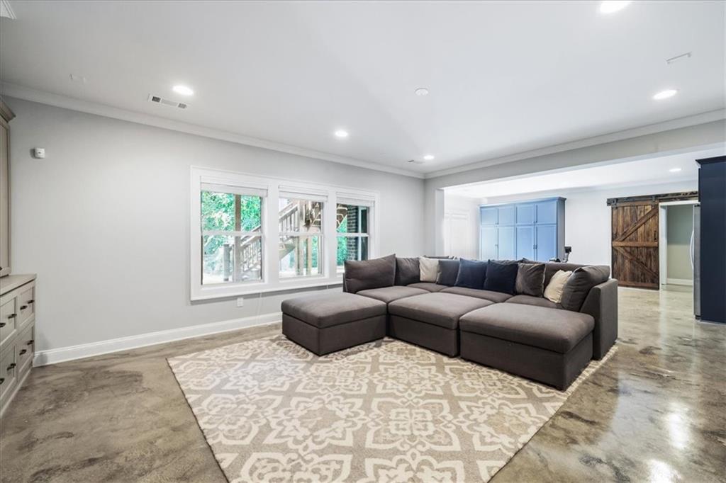 1569 Tryon Road NE