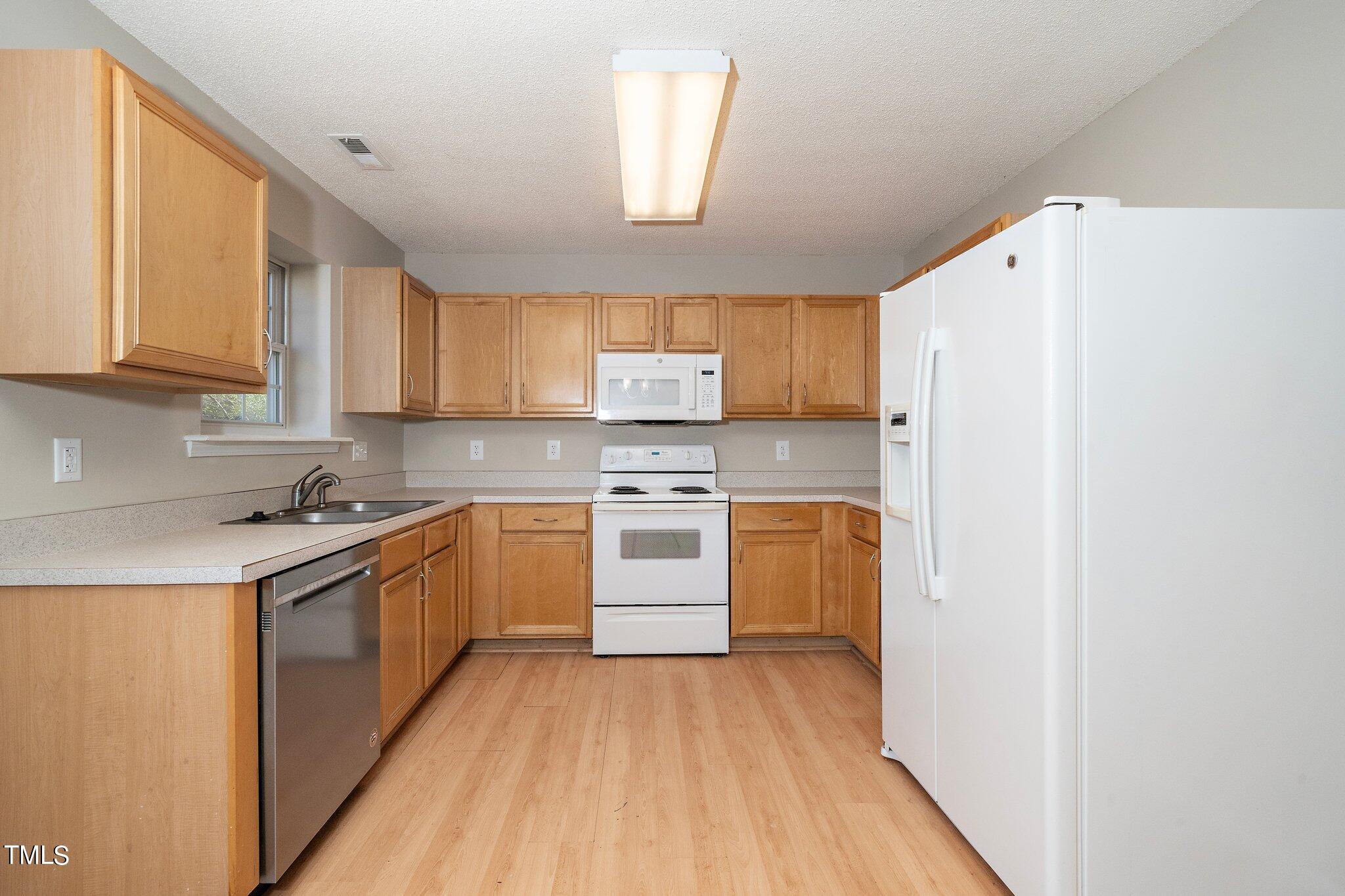 102 Downing Glen Drive Drive