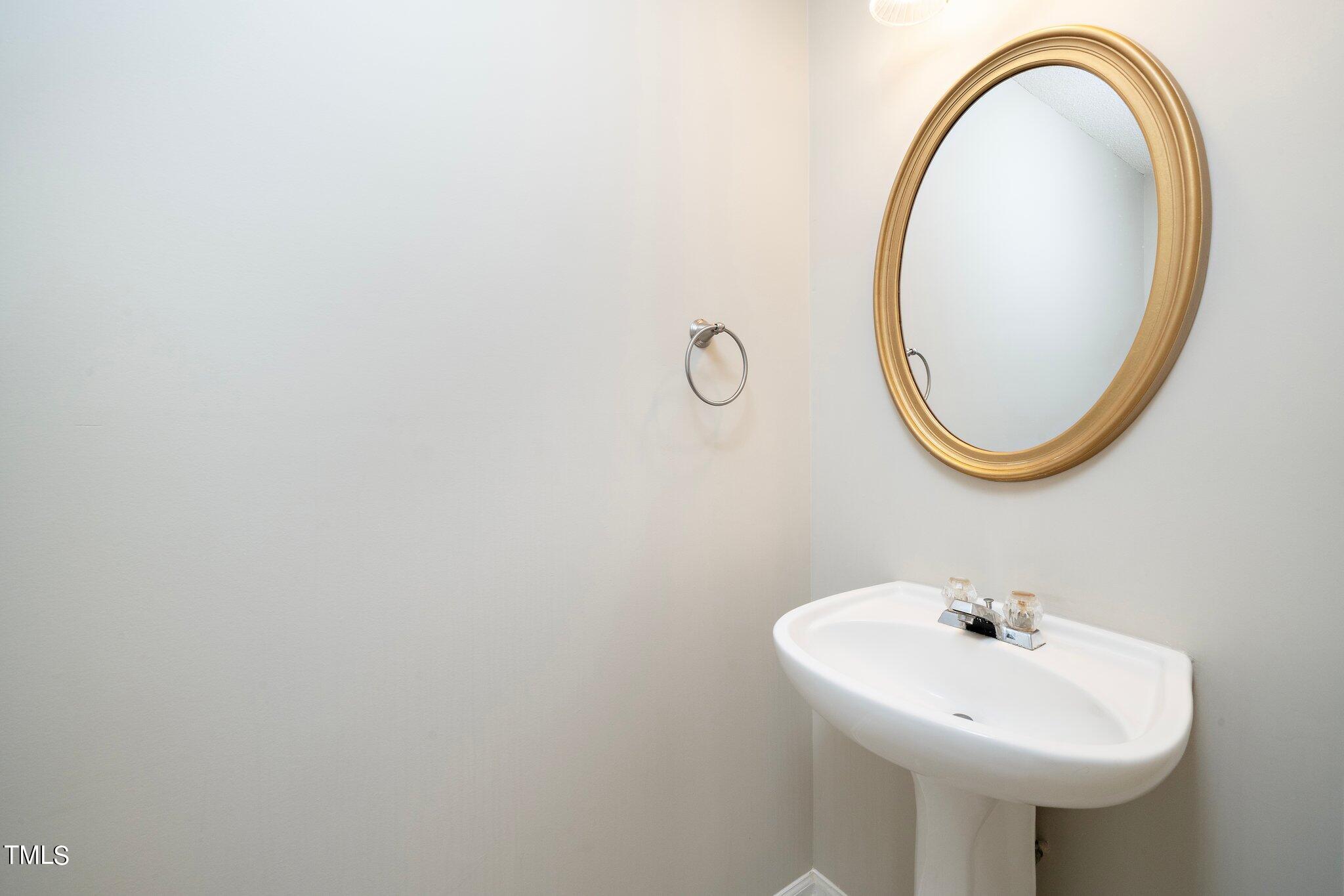 102 Downing Glen Drive Drive