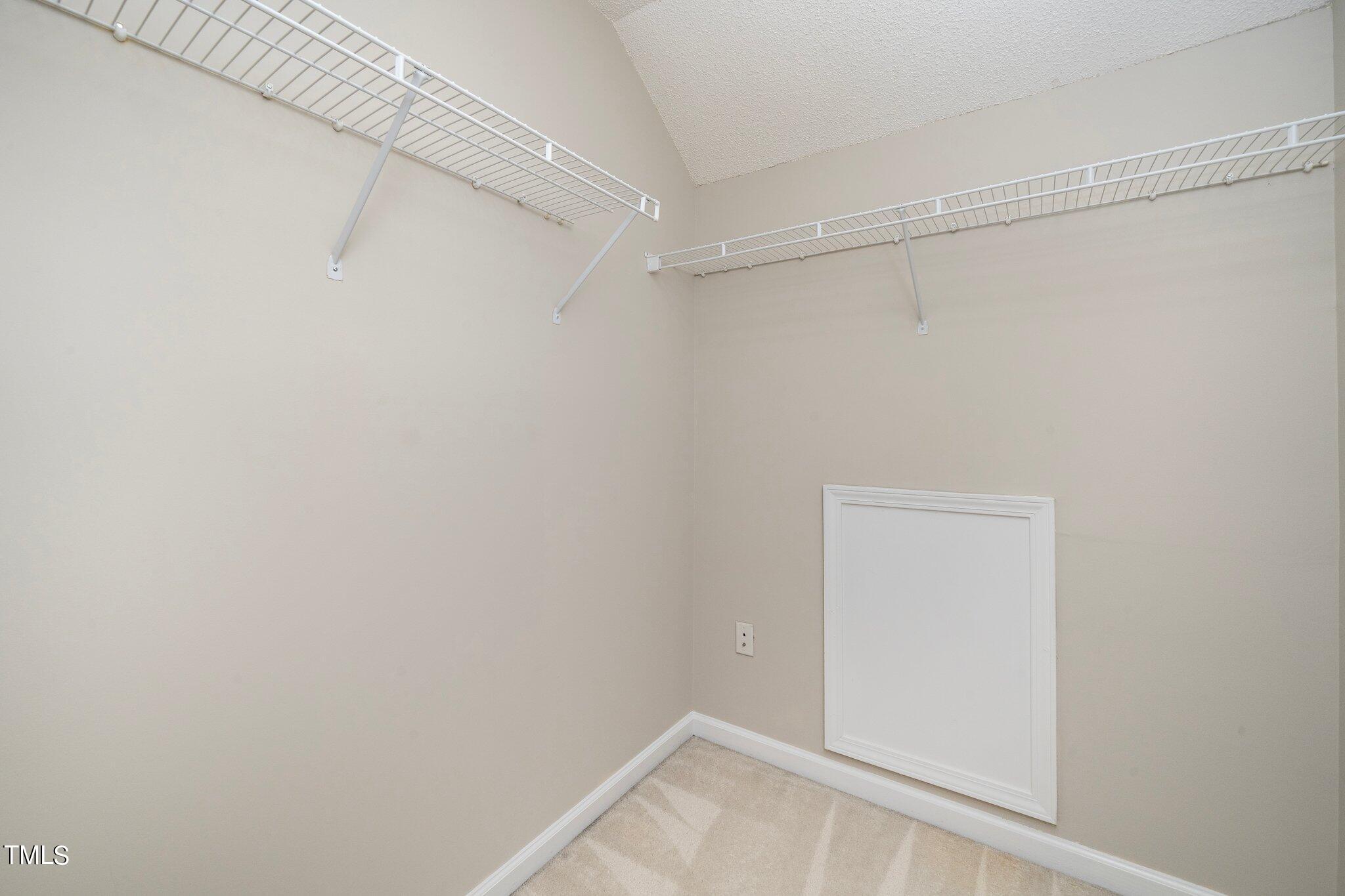 102 Downing Glen Drive Drive