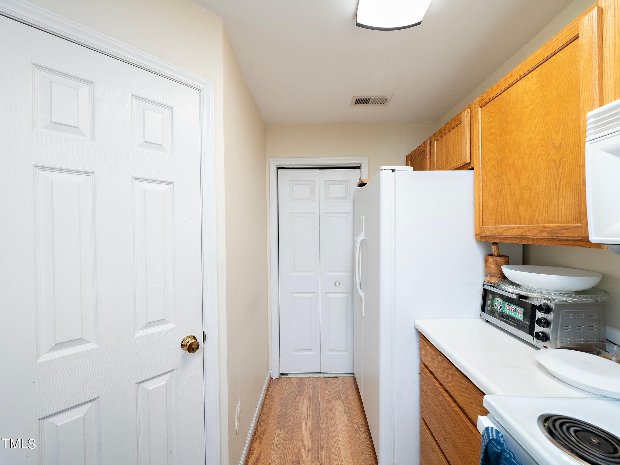 1900 Trailwood Heights Lane # 204