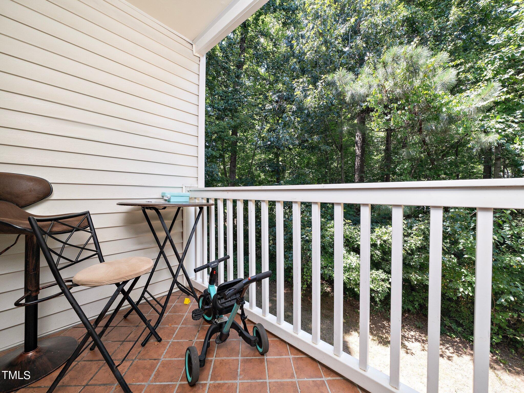 1900 Trailwood Heights Lane # 204