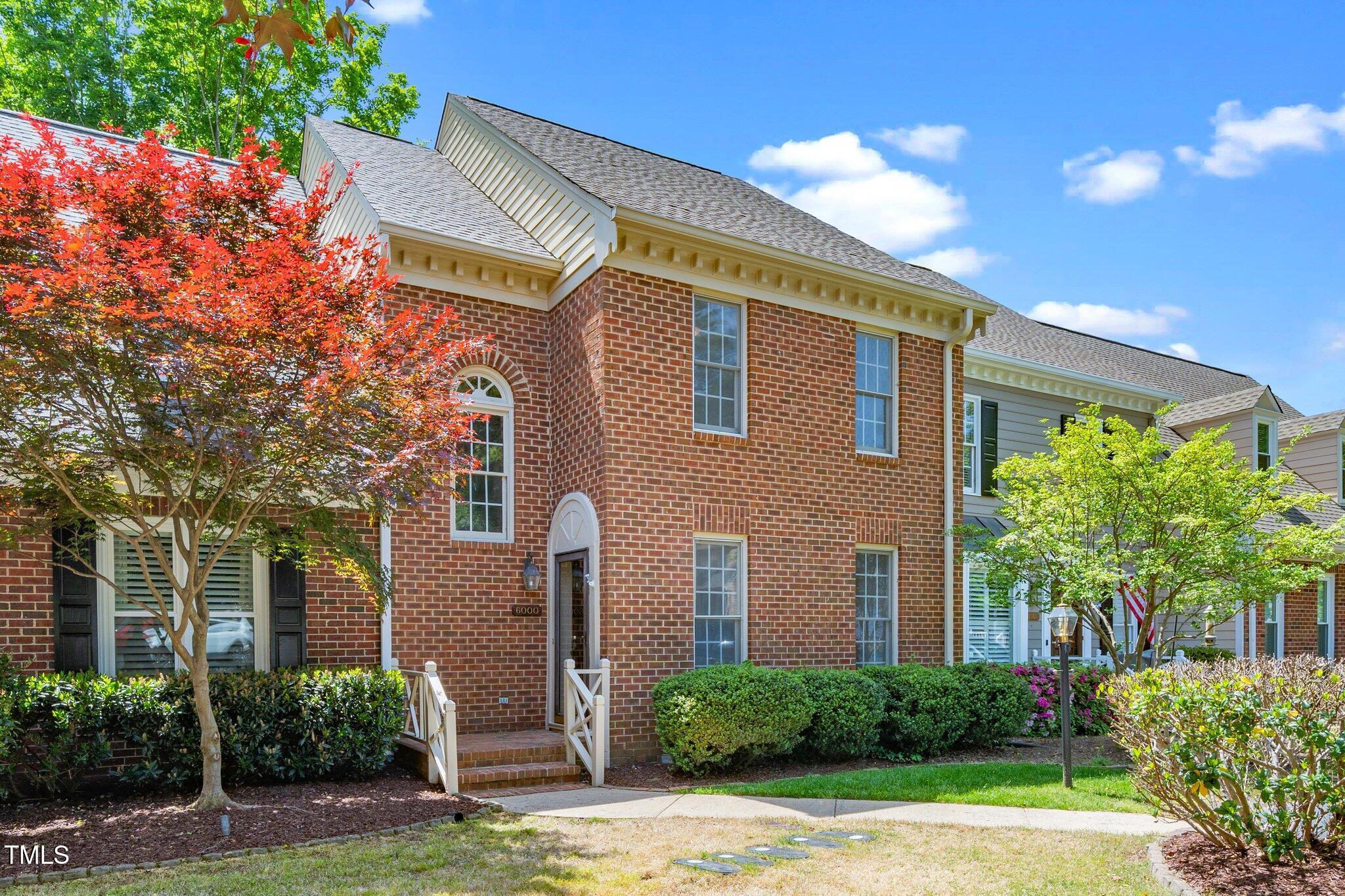 6000 Tenter Banks Square