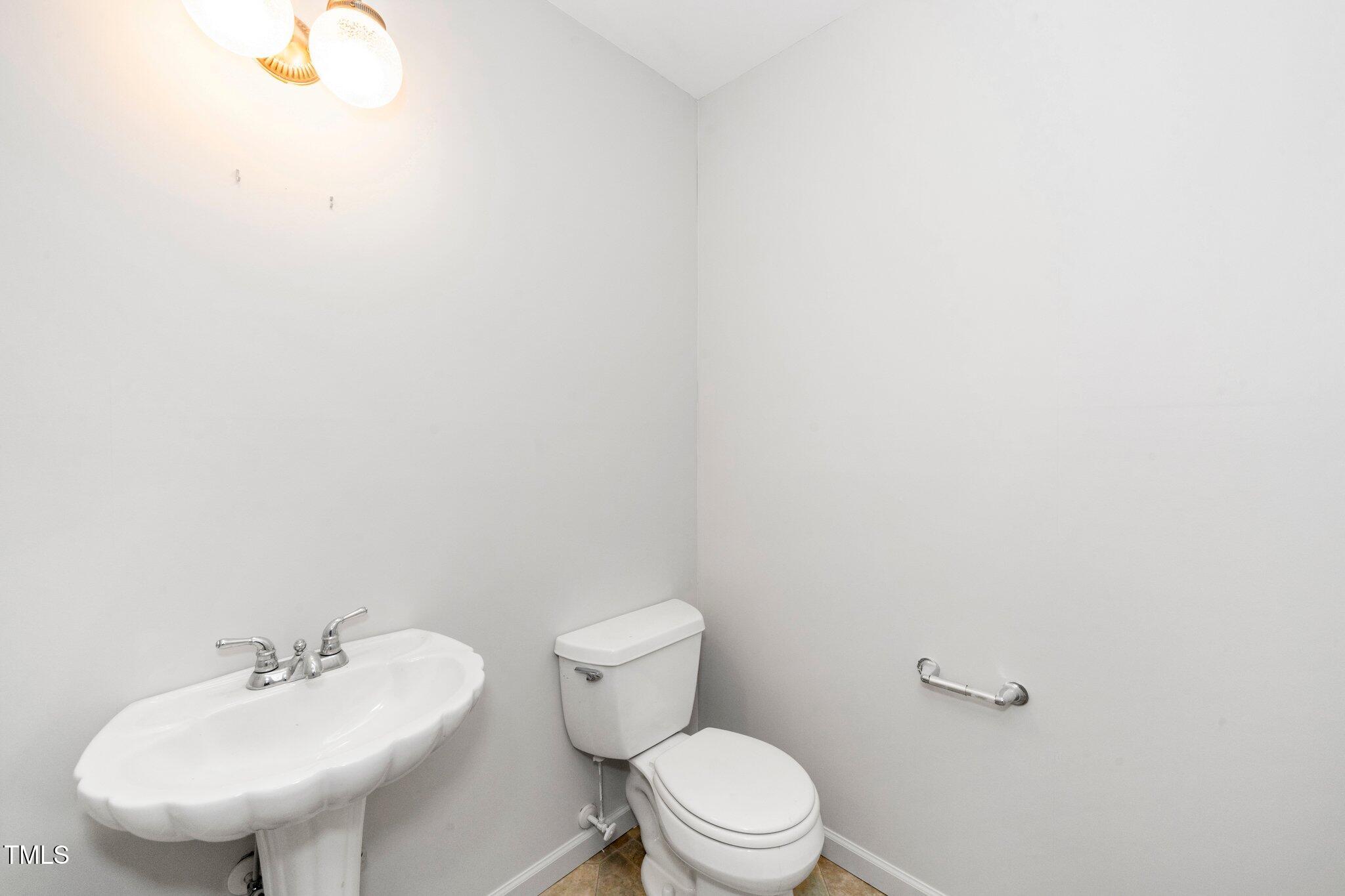 6000 Tenter Banks Square