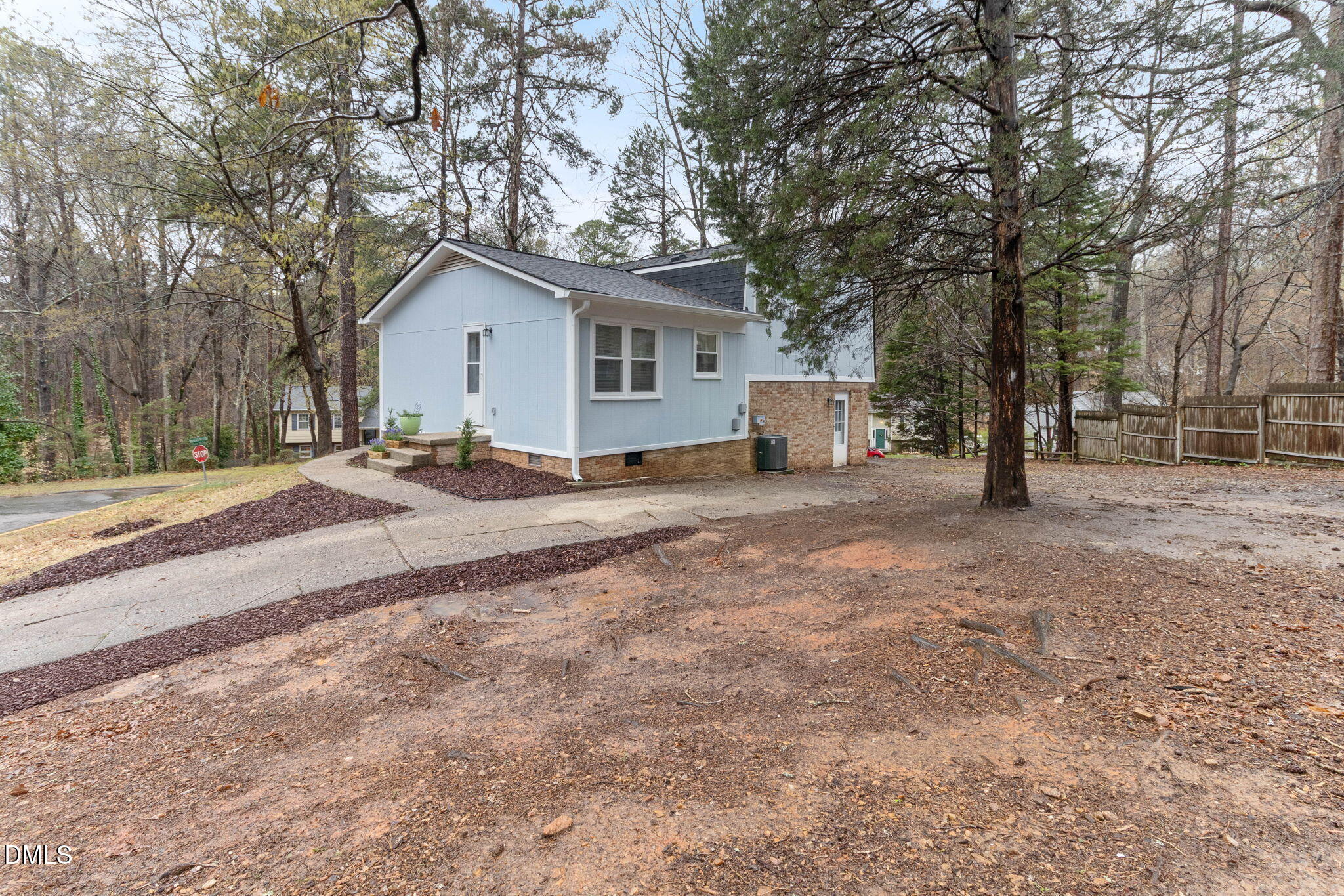 320 Penn Oak Circle
