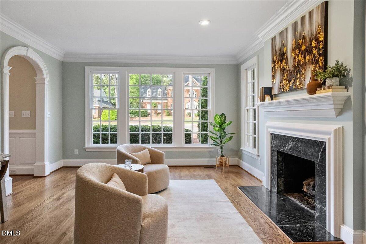 1921 Torrey Pines Place
