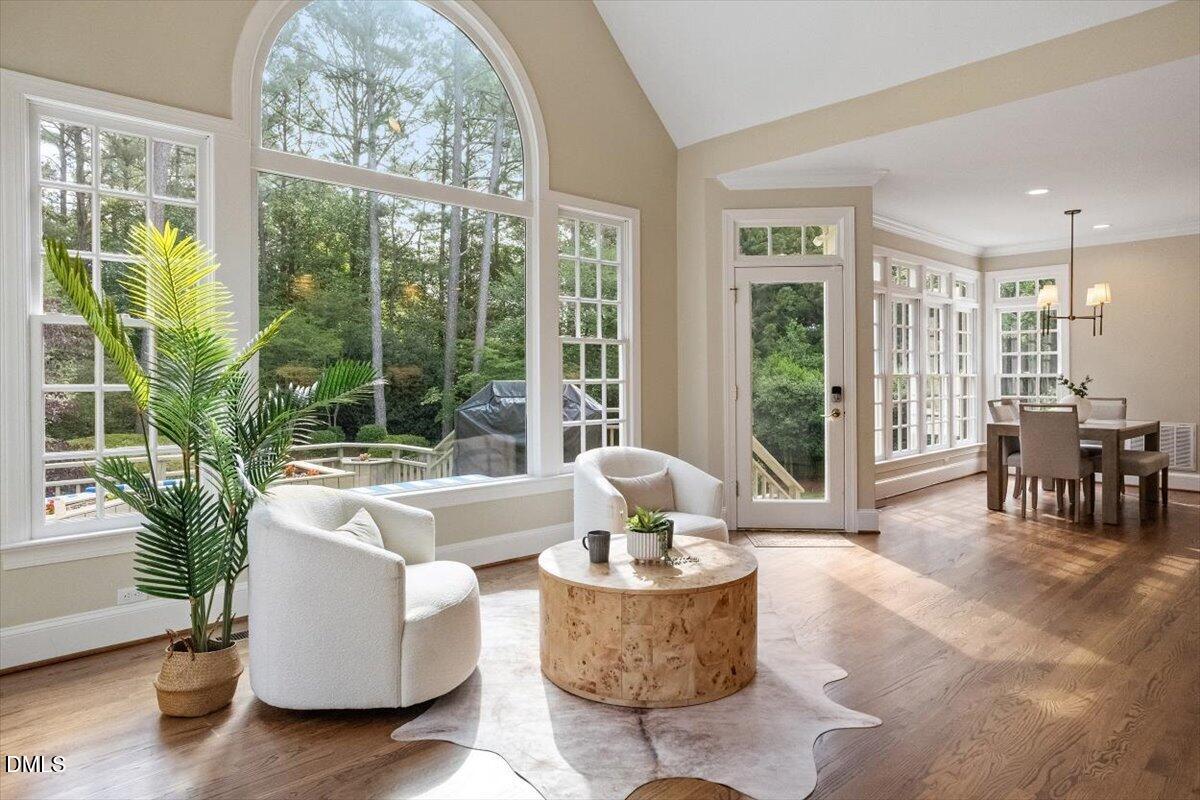 1921 Torrey Pines Place